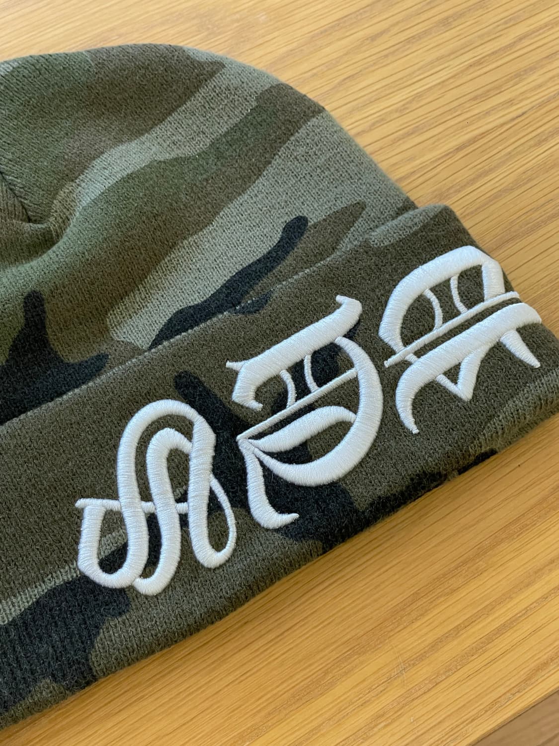 25SS 슈프림 x 뉴에라 black letter  beanie 상품이미지3