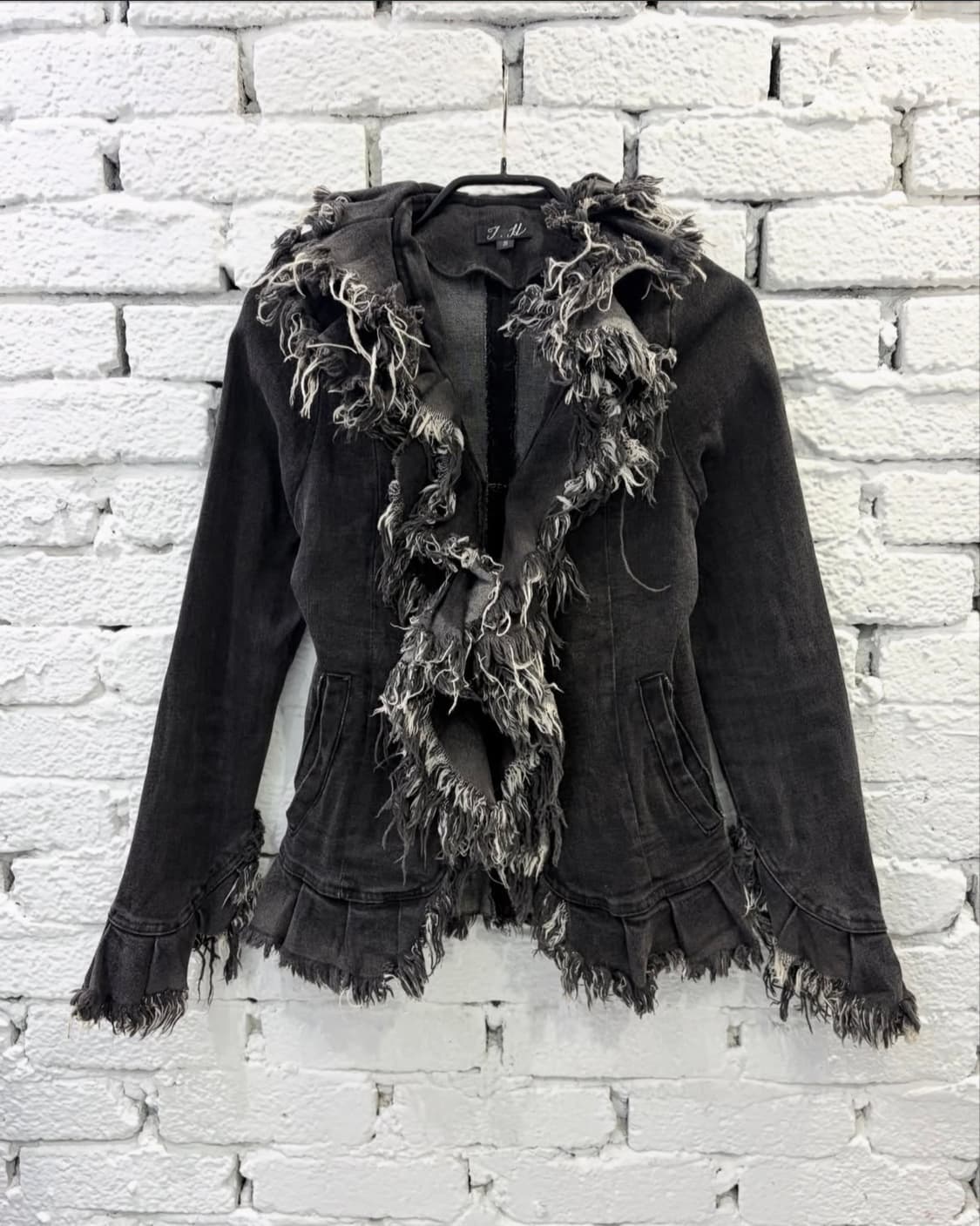 Washed Black Denim Frayed Jacket 상품이미지5