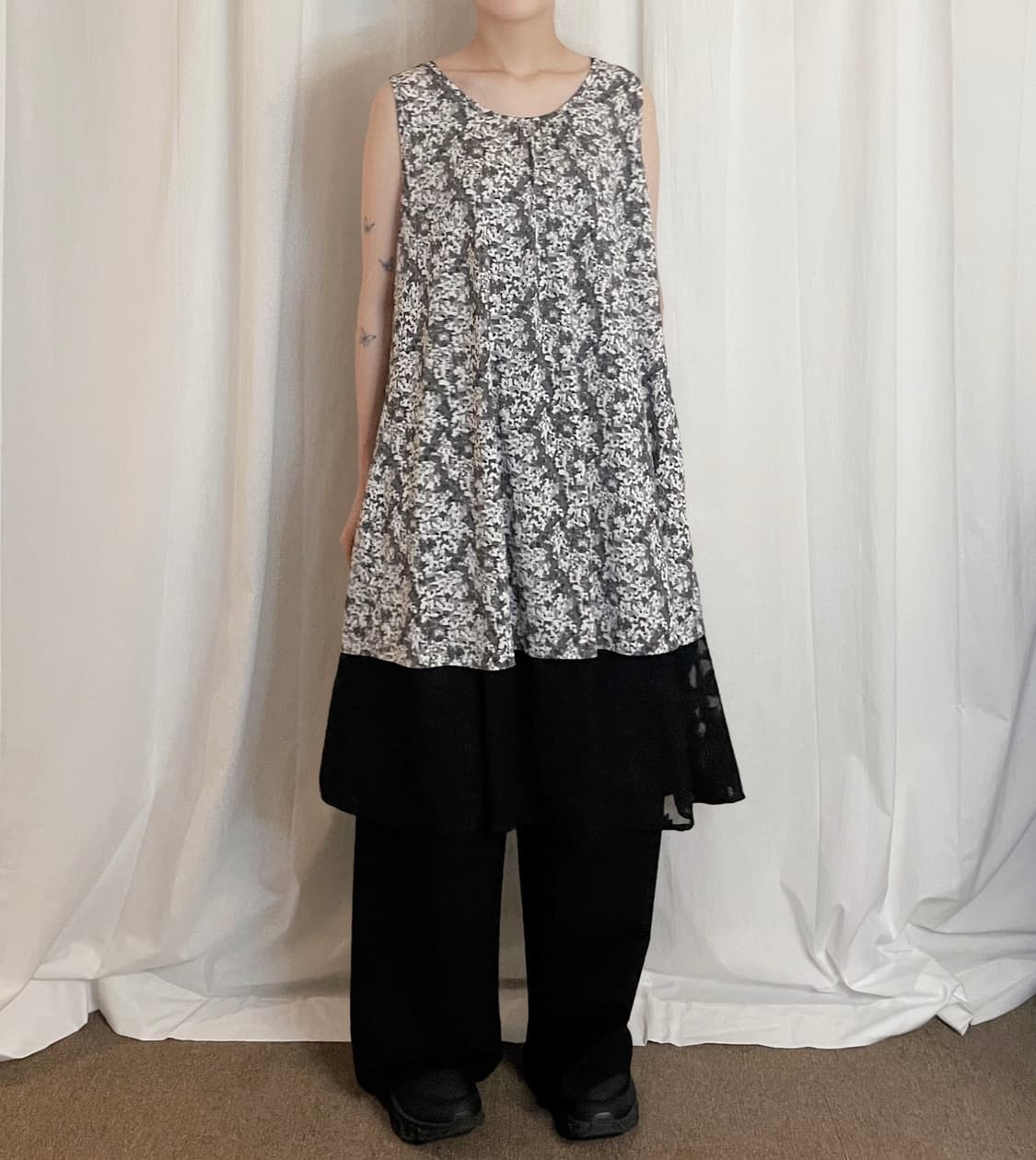 Pattern Long Sleeveless – Dark Gray 상품이미지1