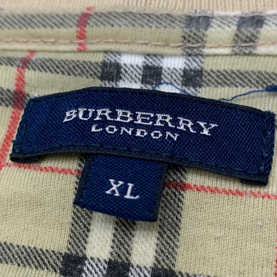 버버리 신형 노바체크 반팔카라티(정품) 상품이미지6