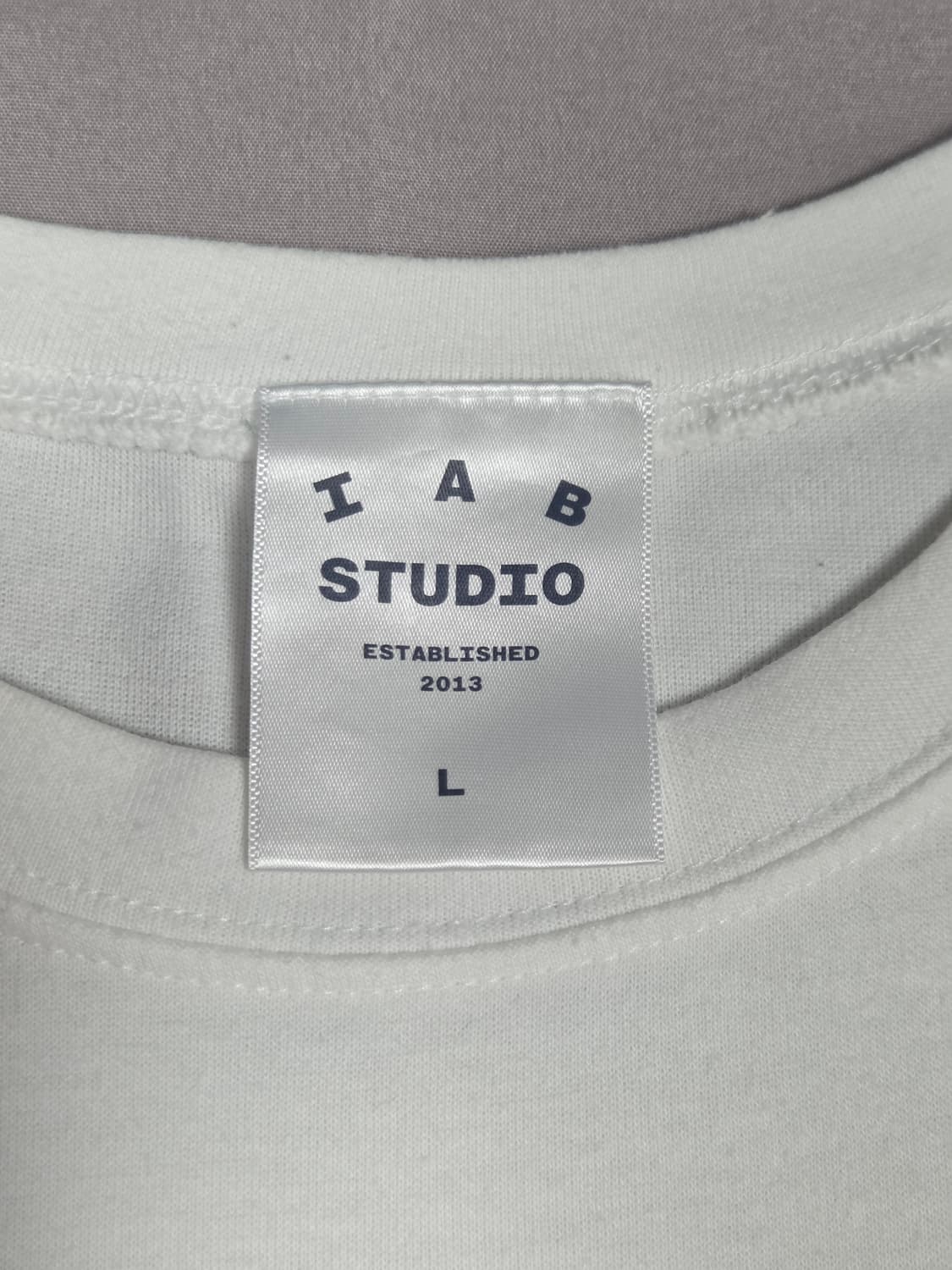 [아이앱 스튜디오] 10주년 로고 반팔 티셔츠 | S00103 상품이미지3