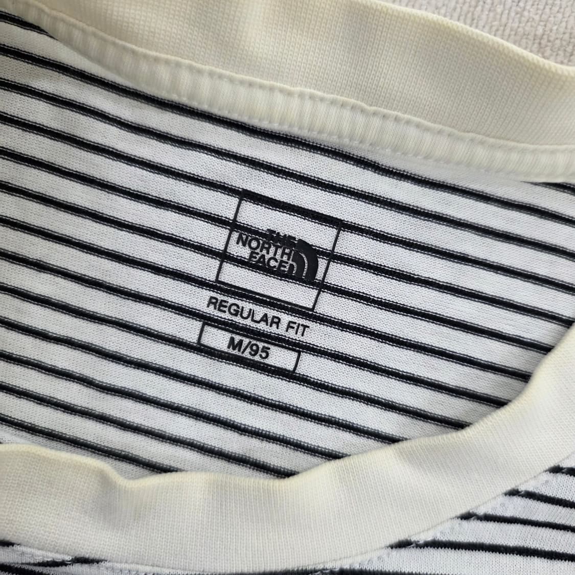 95 노스페이스 스트라이프 반팔티 0224J 상품이미지4