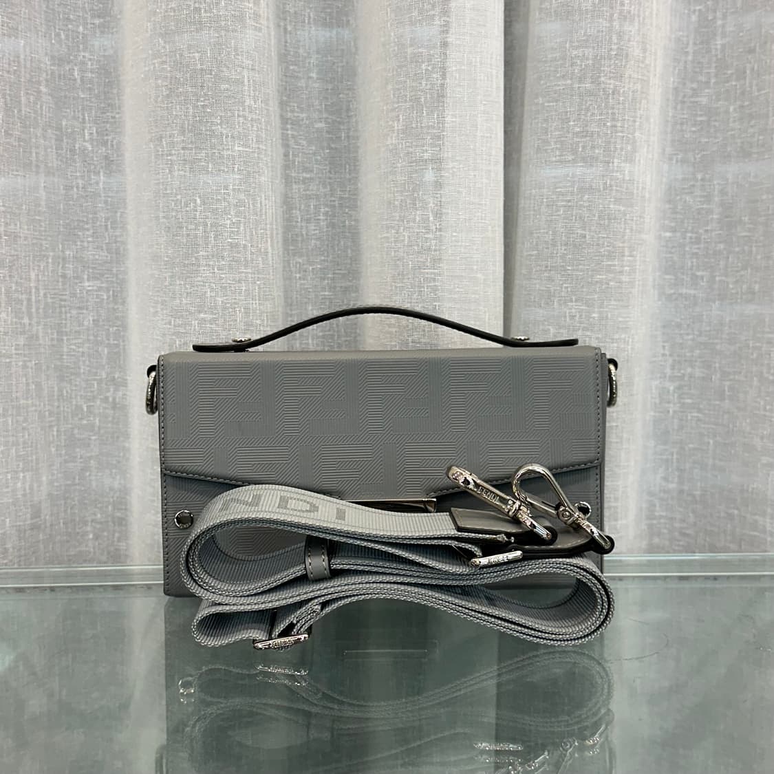 펜디 바게트 크로스백 상품이미지5