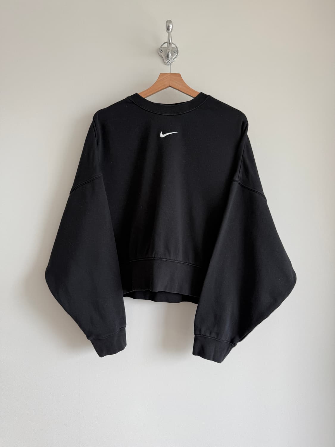 나이키(NIKE) 센터 스우시 오버사이즈 맨투맨 상품이미지1