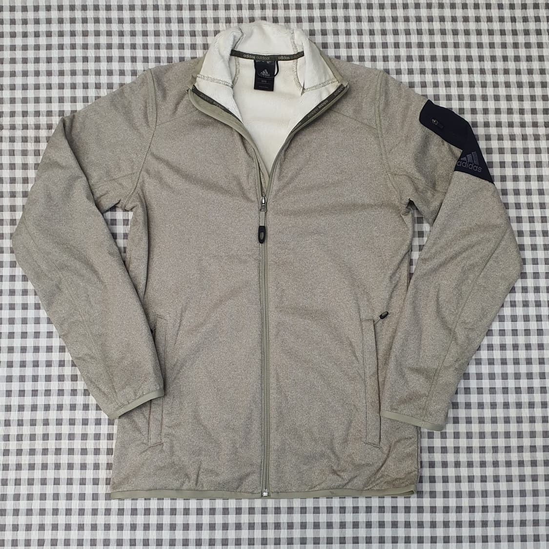 아디다스 슬림핏 후리스 집업자켓 남자95 상품이미지1