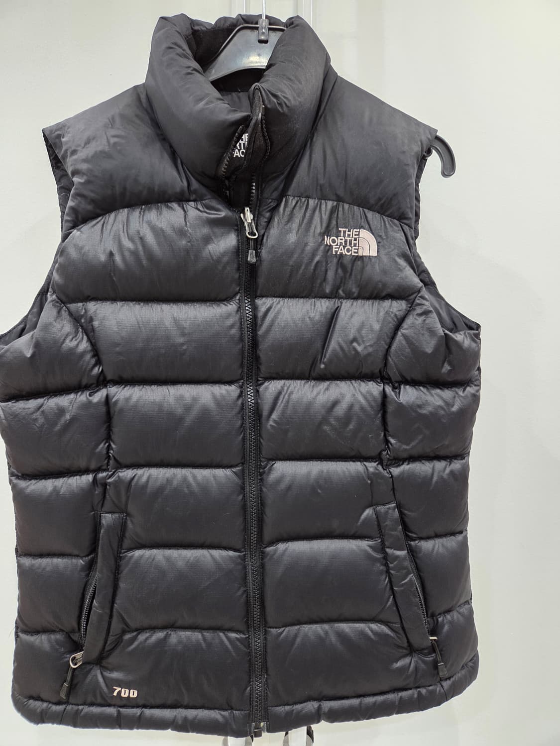 노스페이스 700 패딩 조끼

- 색상: 블랙
- 사이즈: 85  상품이미지1