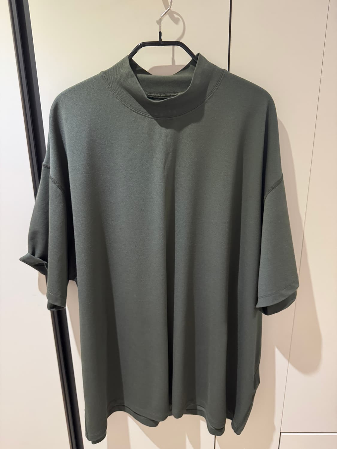 요코사카모토) 24ss 카키 모크넥 티셔츠 3 상품이미지1