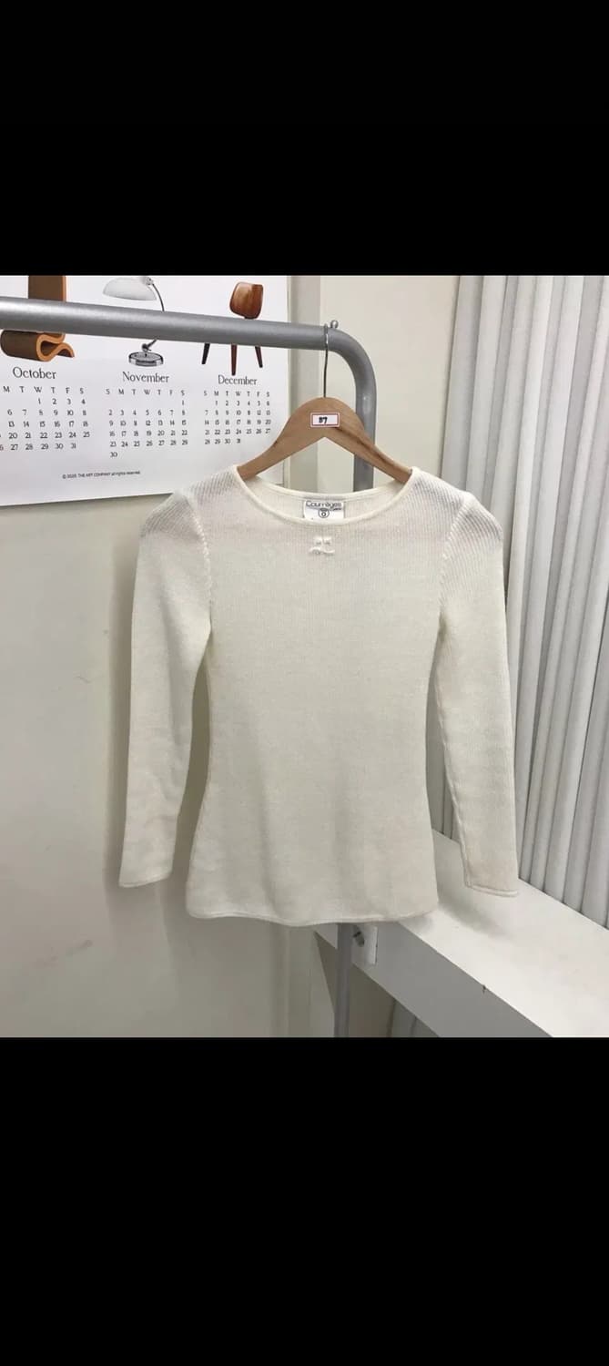 꾸레쥬 로고 골지 니트  상품이미지2