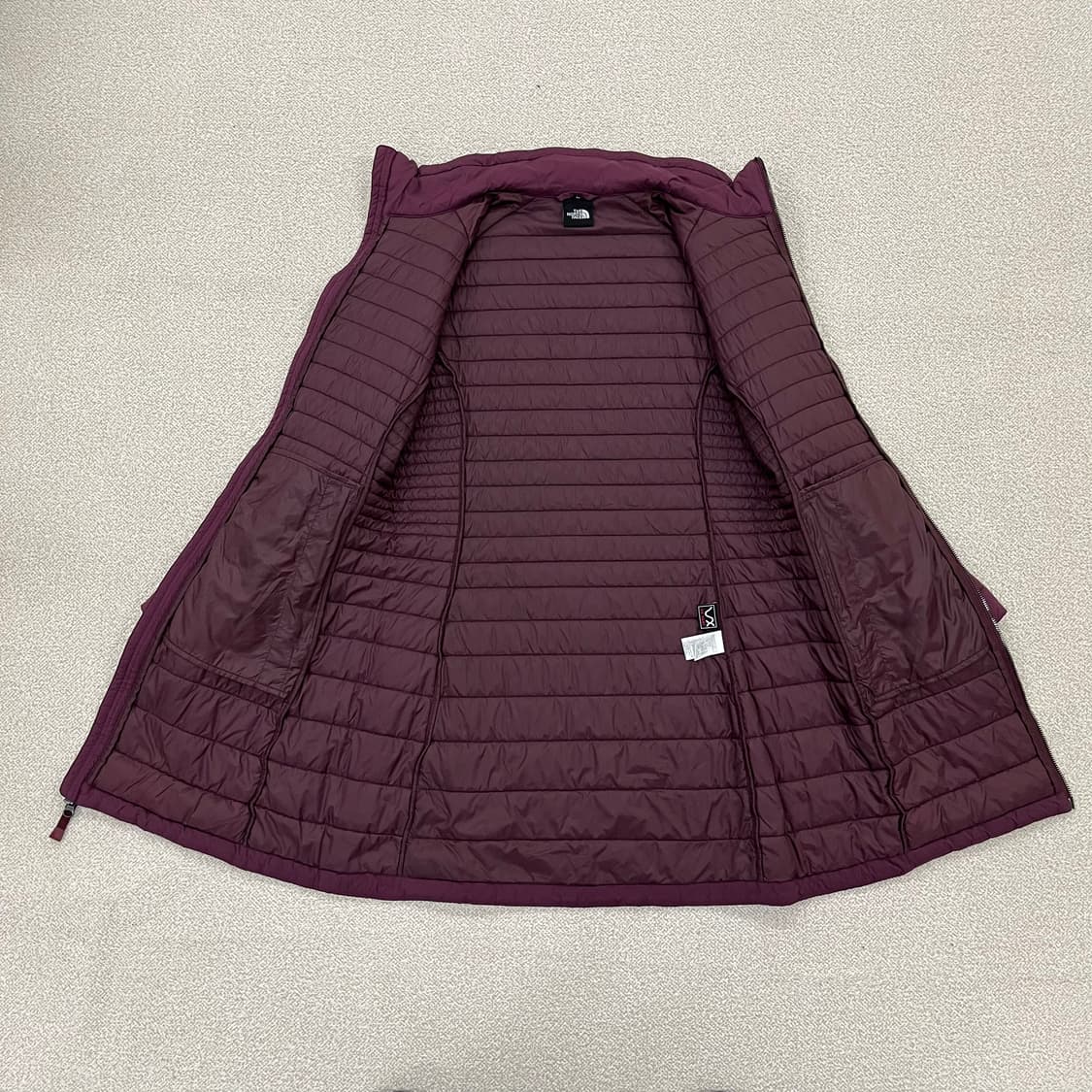 [M] 노스페이스 여성 브이모션 튜브 경량 롱패딩 자켓 4003 상품이미지4