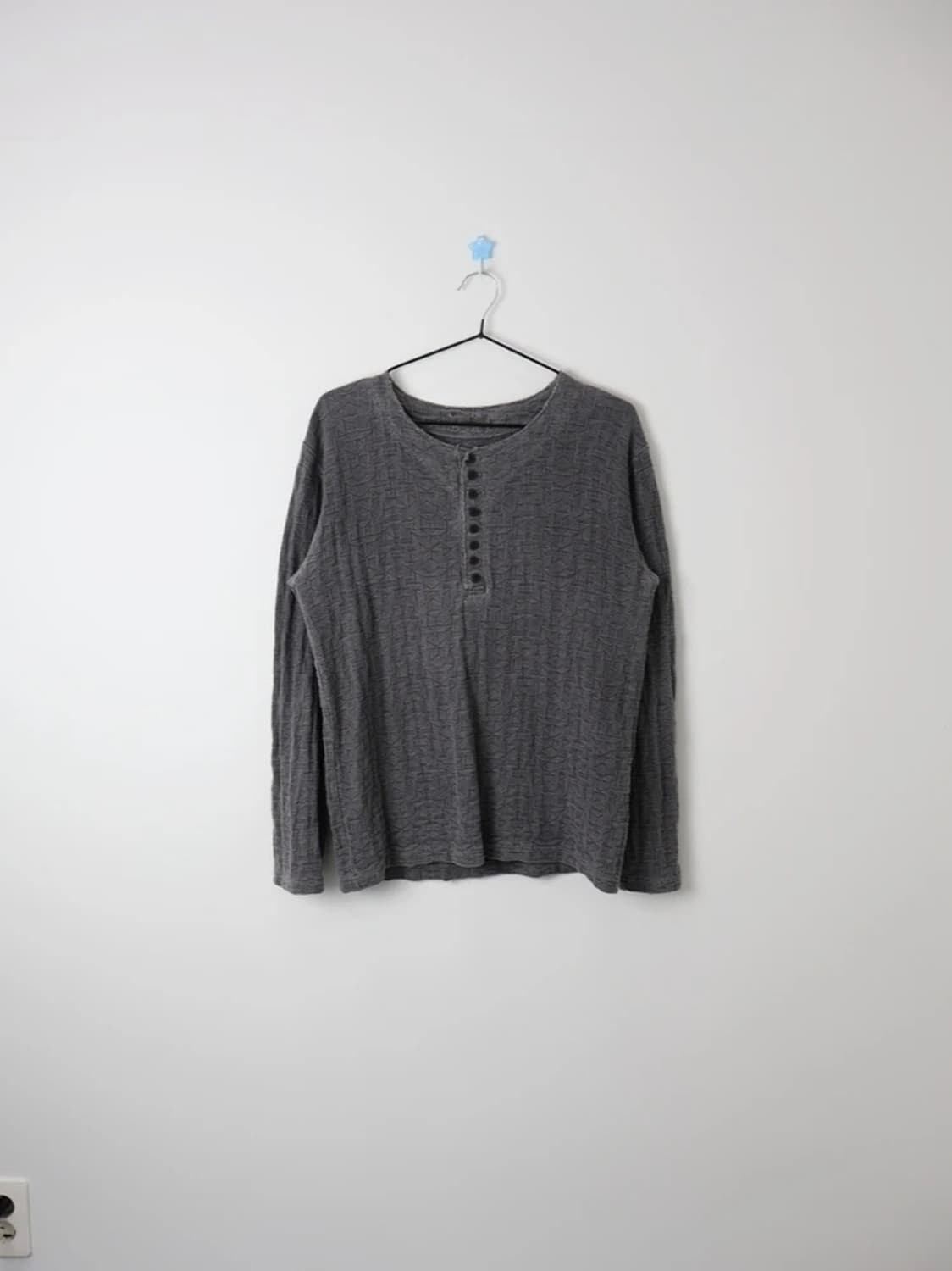 Spinns Textured Henley Neck Long Sleeve 상품이미지1