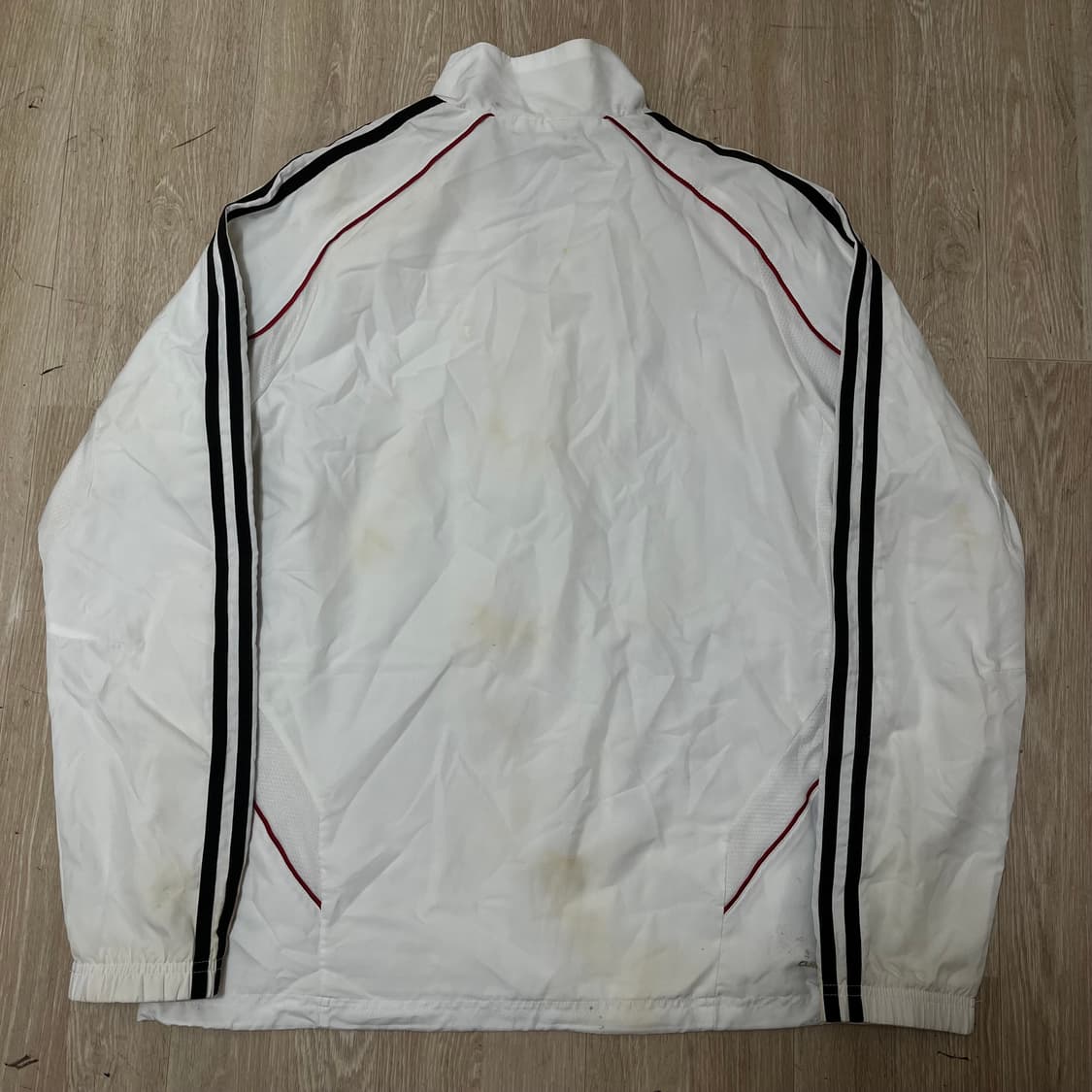 아디다스 화이트 레드 라인 바람막이 L/100 상품이미지7