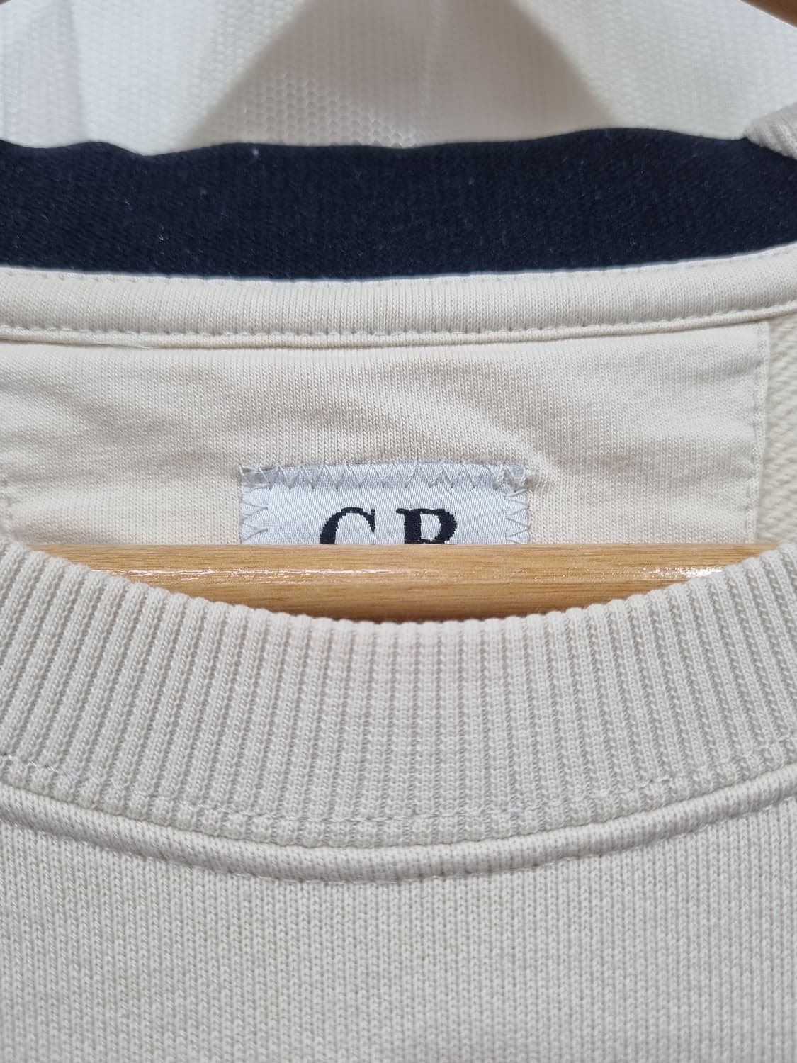 정품) CP 컴퍼니  스웨트 셔츠  상품이미지5