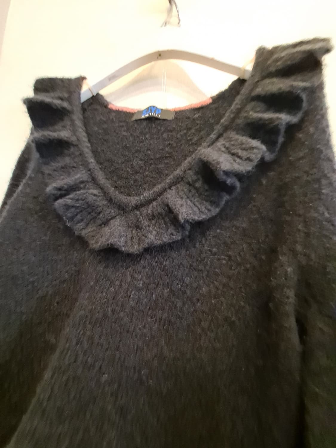 SJYP 프릴니트. 디자이너 램스울 니트스커트 상품이미지4