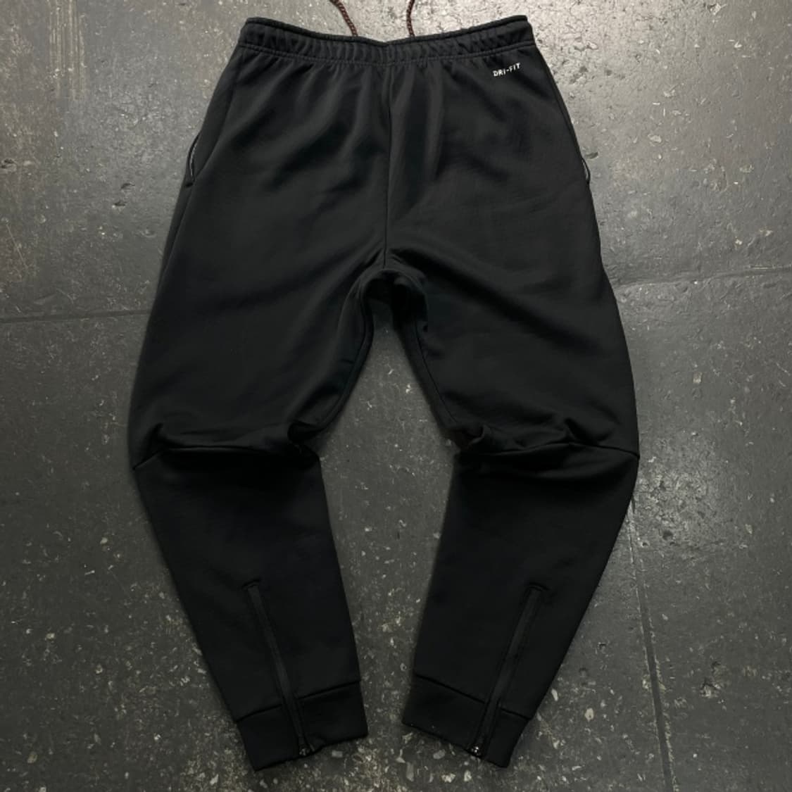 100 나이키 드라이핏 팬츠 상품이미지5