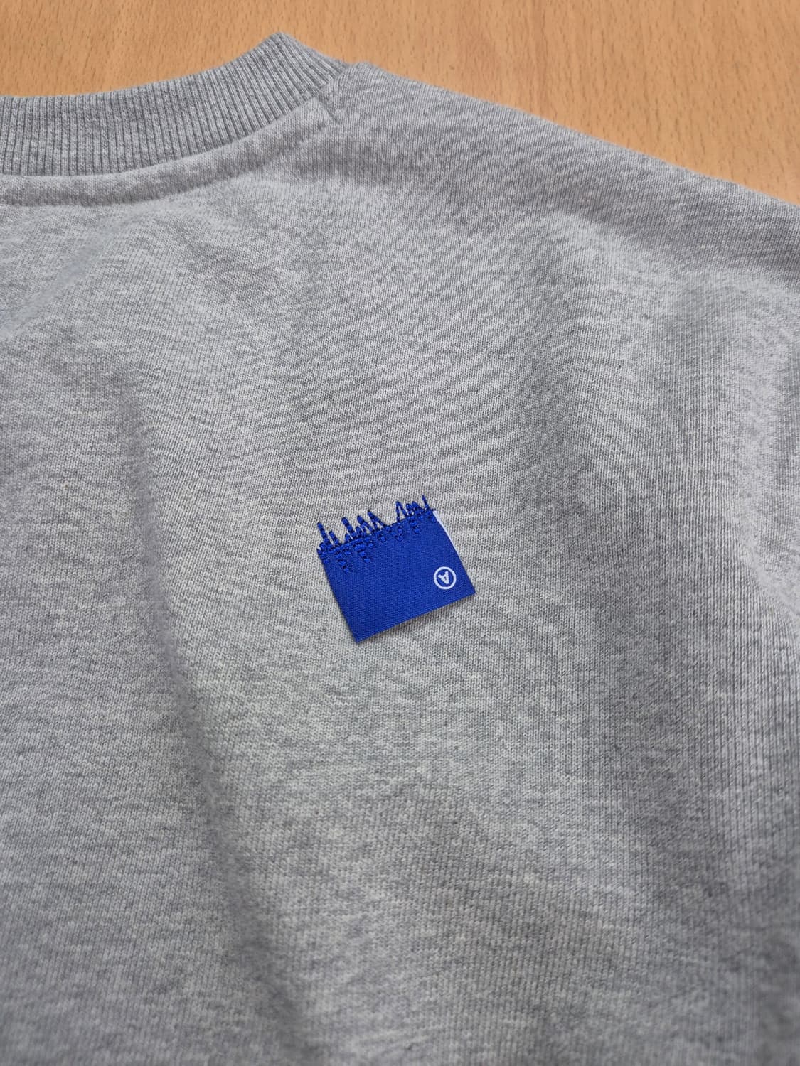아더에러 시그니피컨트 스웻 셔츠 그레이 L 상품이미지8