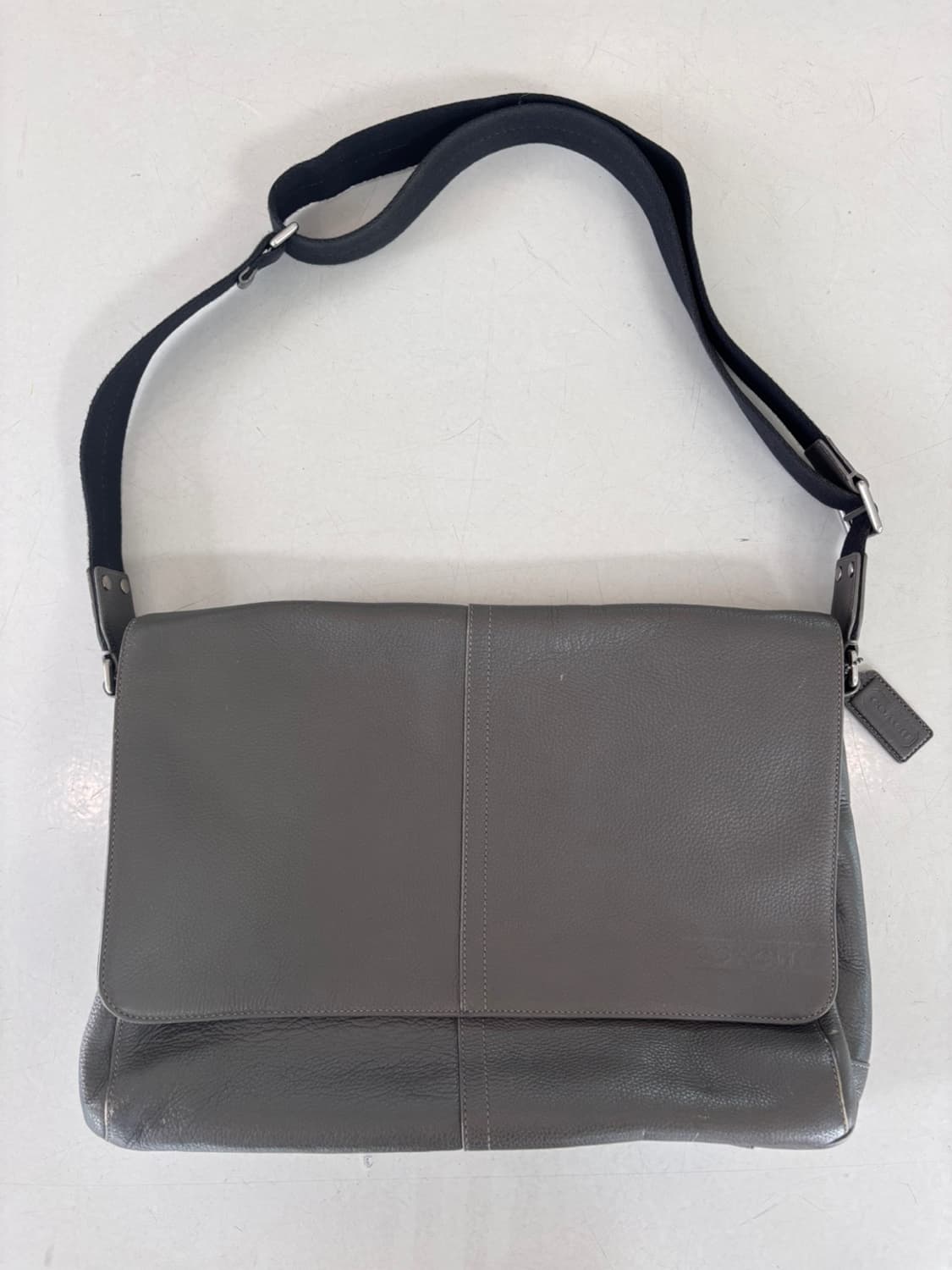 Vintage Coach Leather Cross Bag 상품이미지2