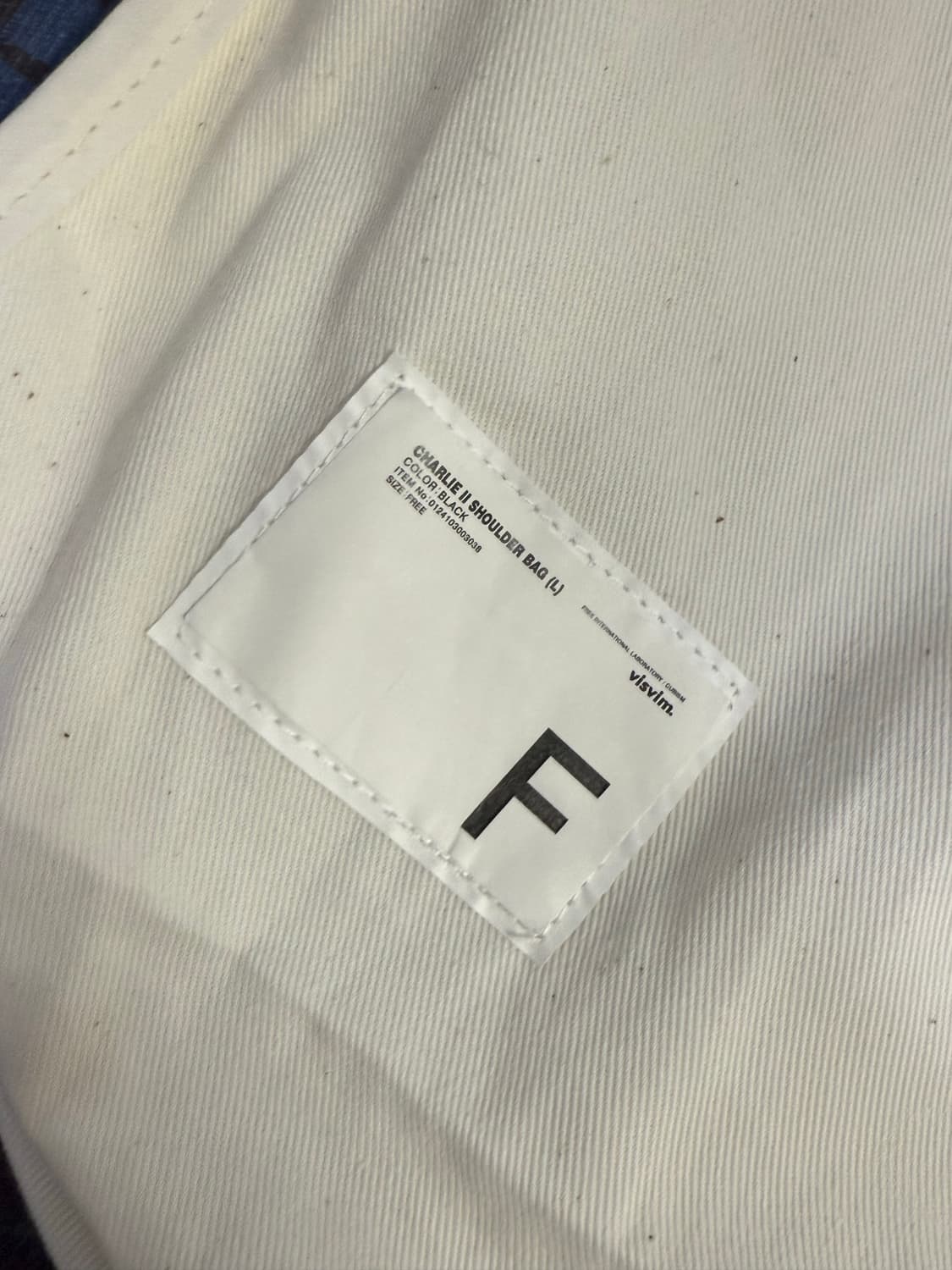 비즈빔 찰리 숄더백 라지 블랙 풀구성 상품이미지3