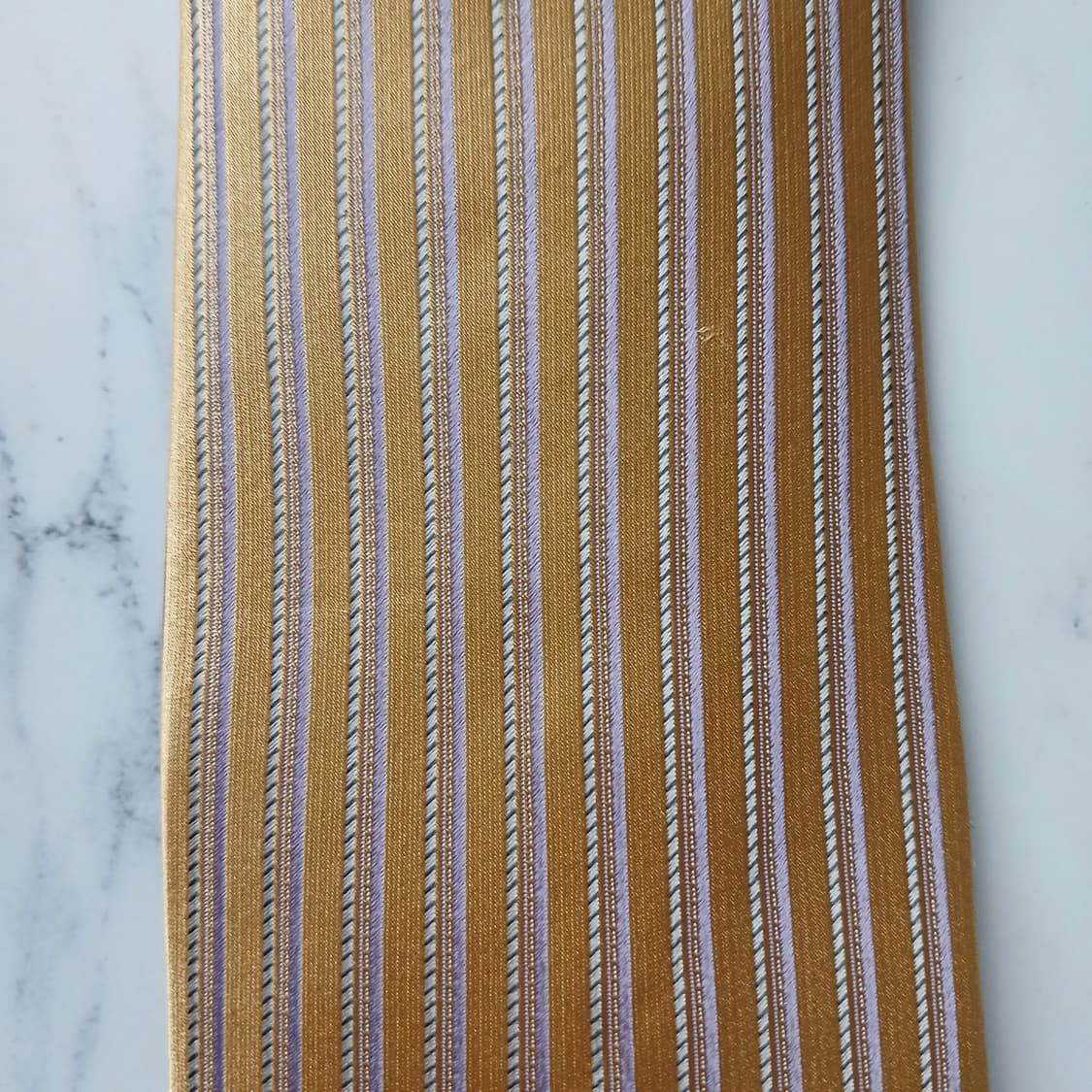 아쿠아스큐텀 넥타이 옐로우 골드 스트라이프 A등급 E897
 상품이미지4