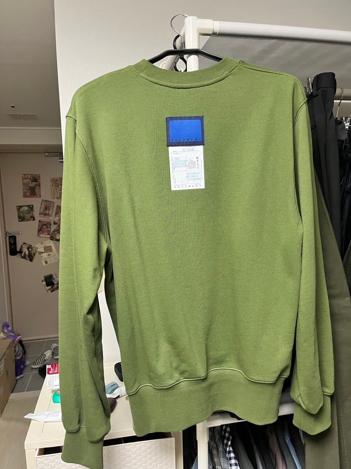 도큐먼트 백로고 맨투맨 s 상품이미지3