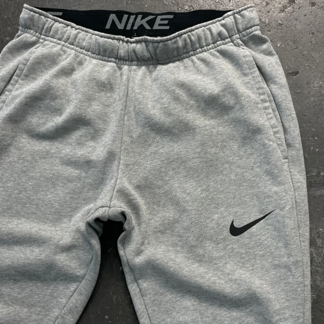 100 나이키 드라이핏 팬츠 상품이미지2