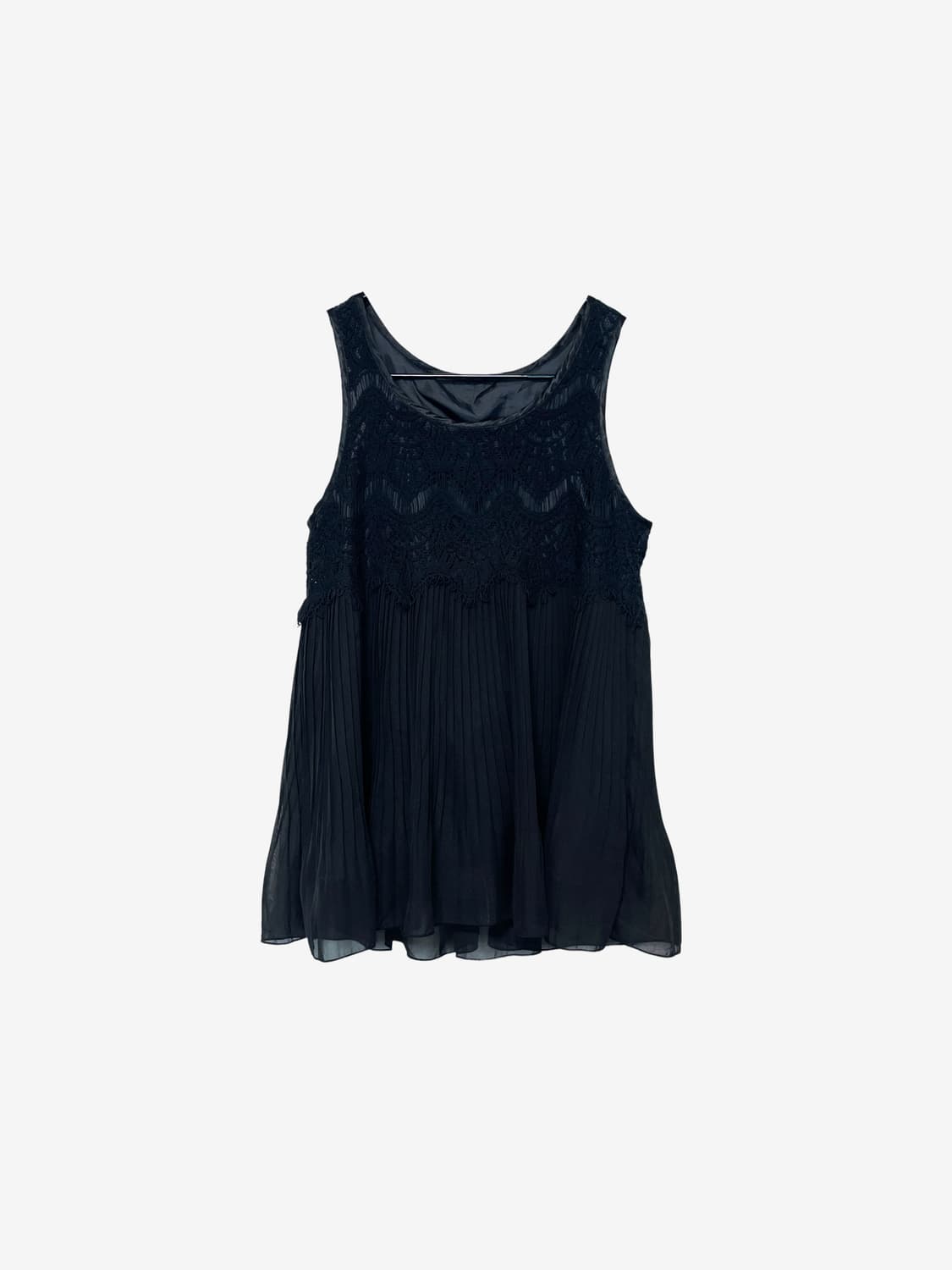 Lace & Pleats Sheer Sleeveless - Black 상품이미지5