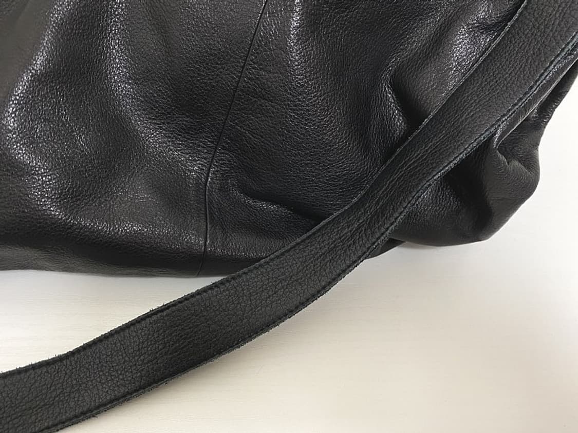 이세이미야케 플렌테이션 소가죽 숄더백 상품이미지7