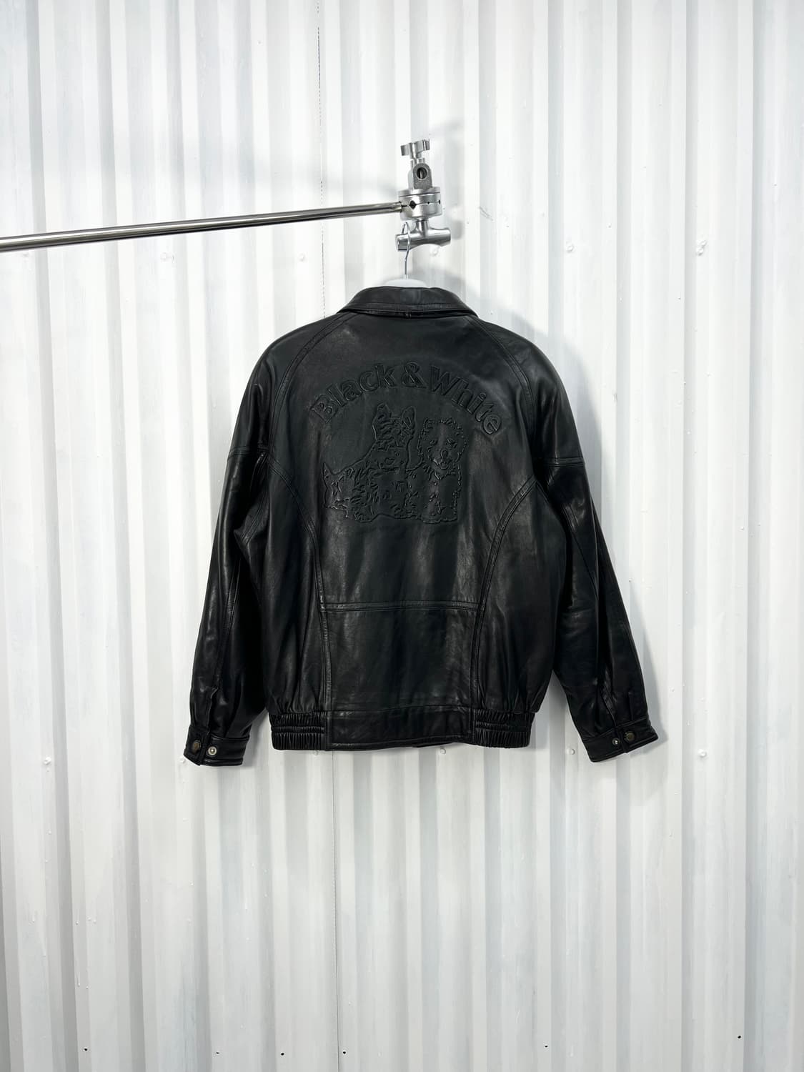 Black&White lambskin bomber 상품이미지4