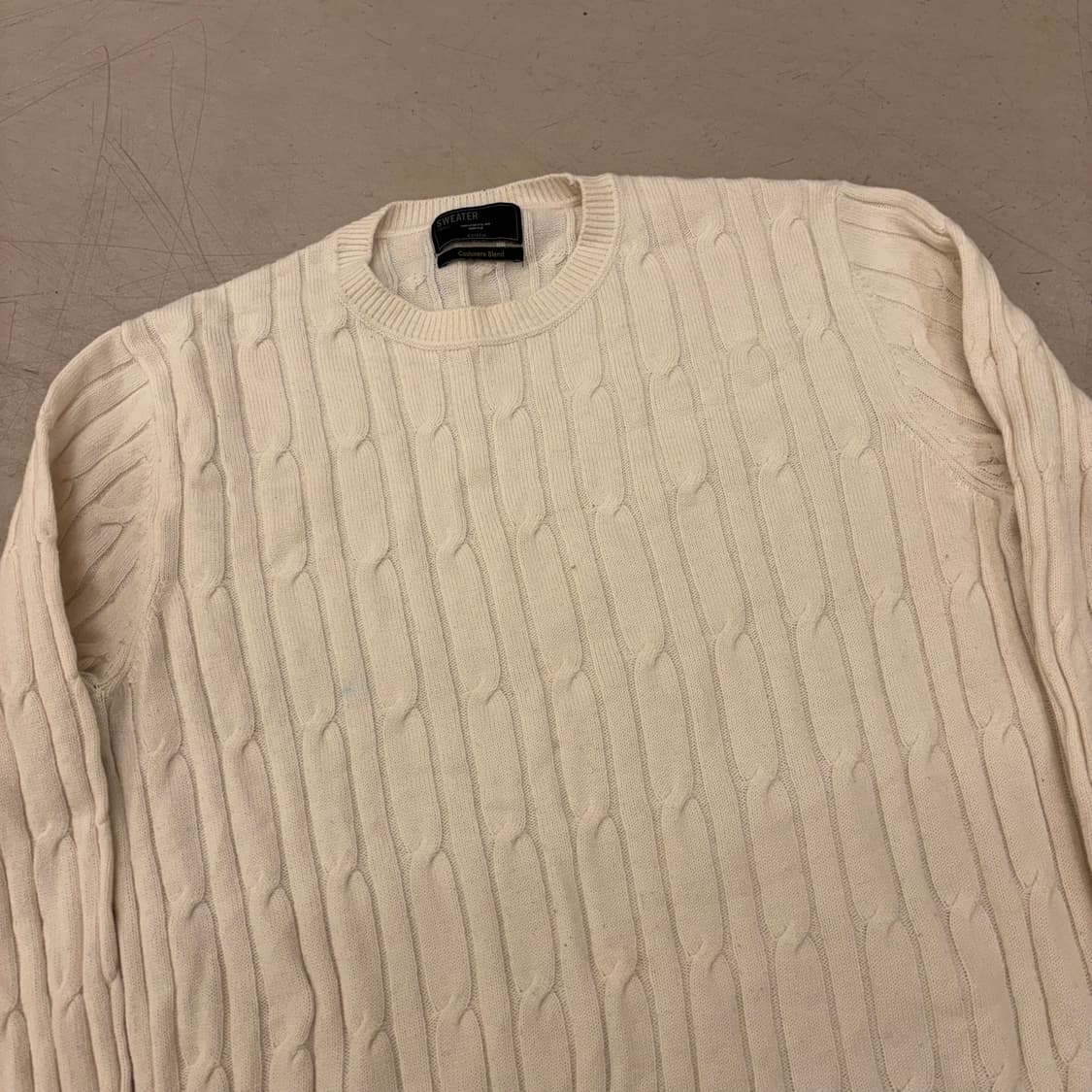 지오지아 캐시미어 케이블 니트 상품이미지2