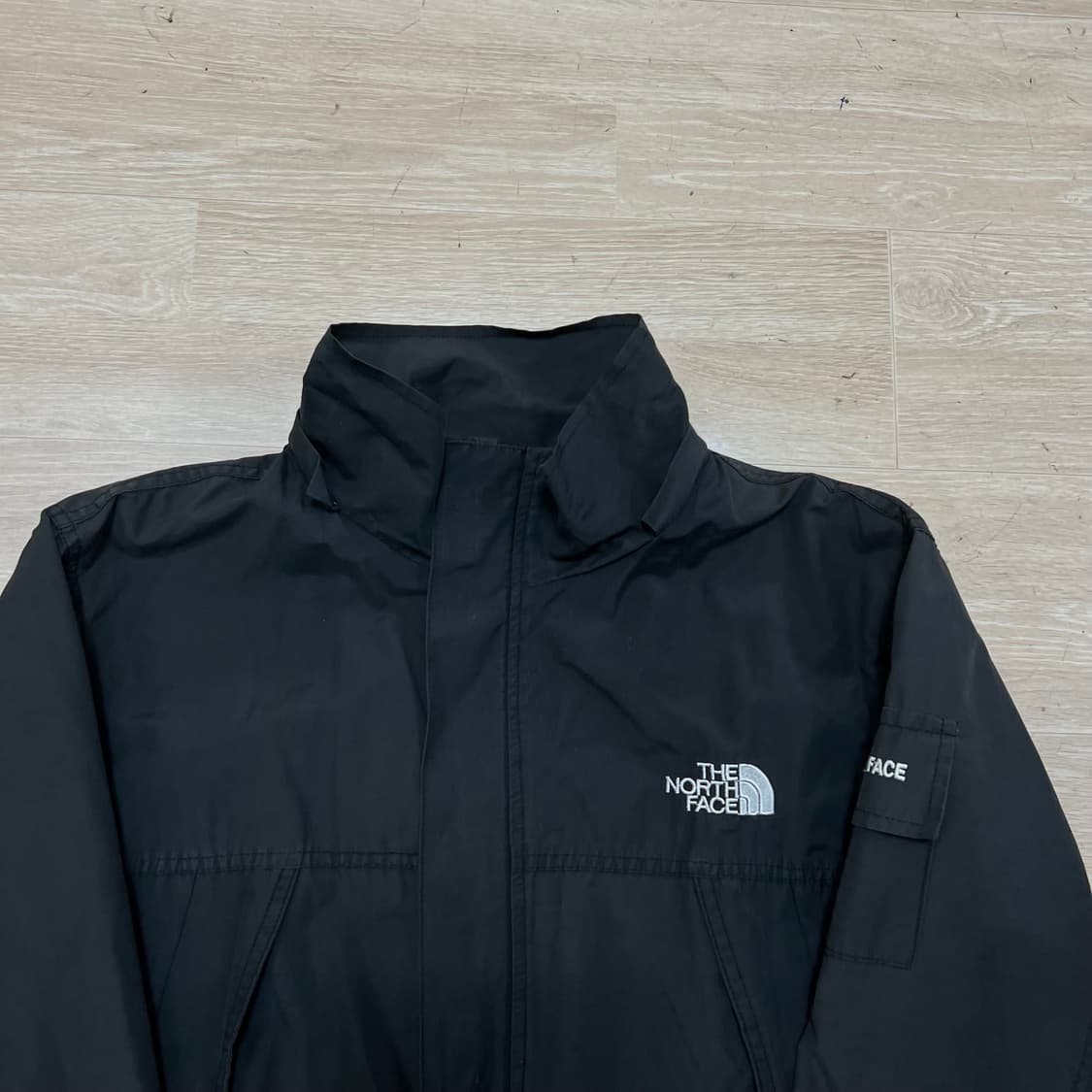 노스페이스 포켓 로고 초판본 바람막이 자켓 [블랙] M/95 상품이미지2