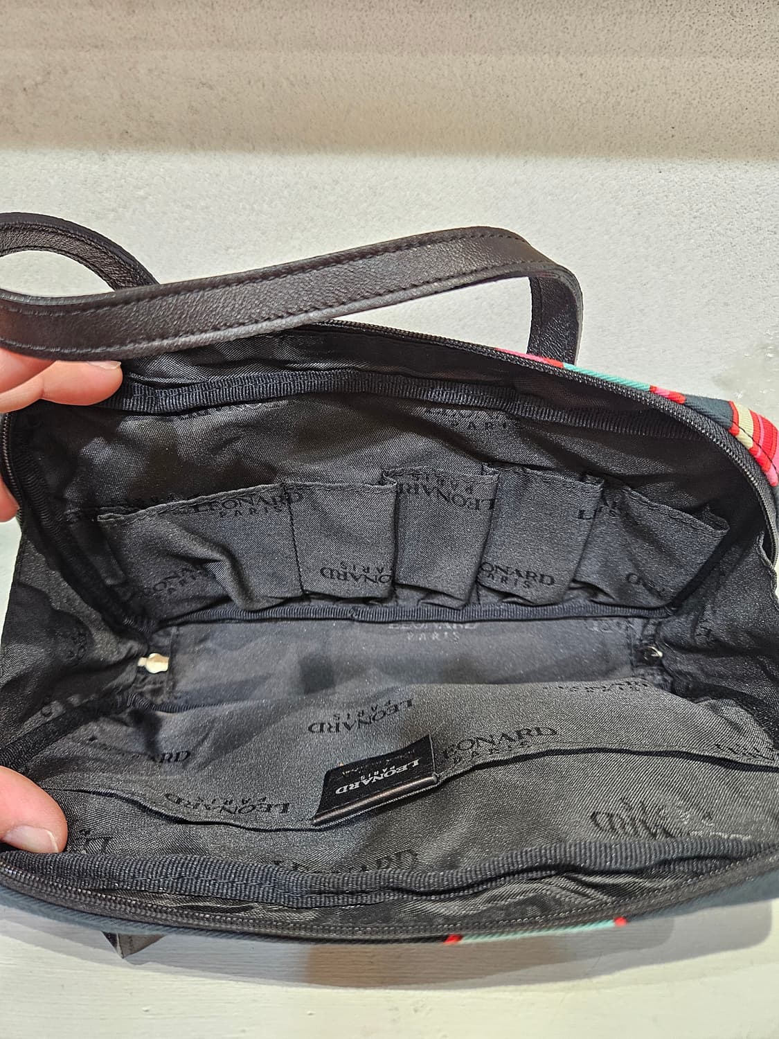 레오나르 패턴 도트백 상품이미지8