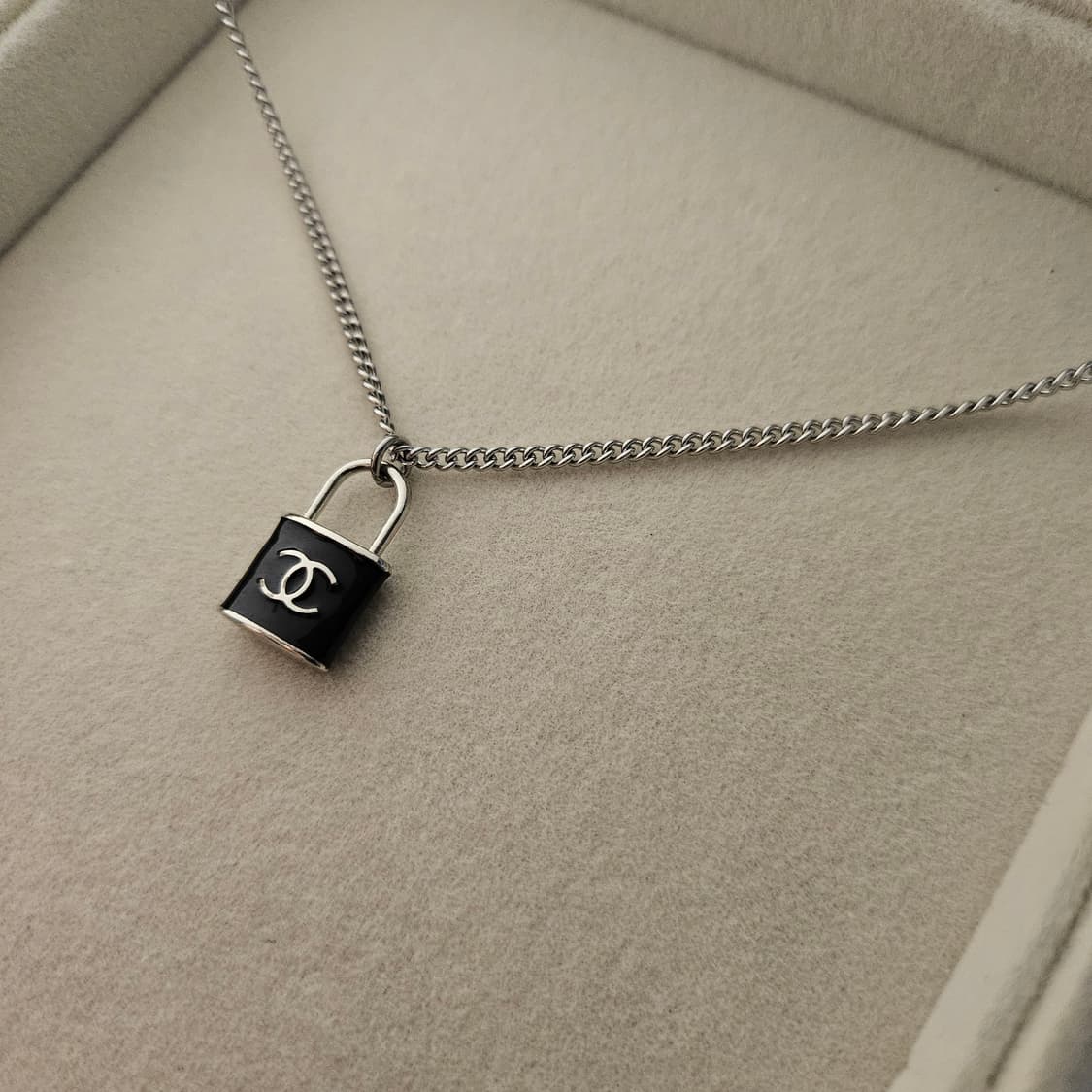 샤넬 블랙 페드락 빈티지 목걸이 상품이미지4