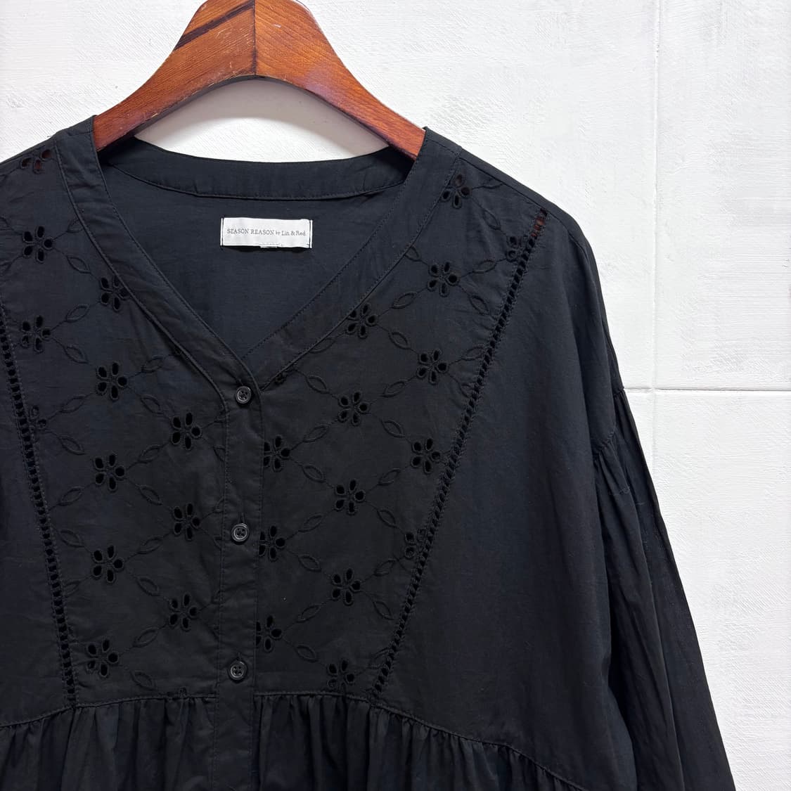 SEASON REASON 블랙 펀칭 자수 모리걸 블라우스 JPN 상품이미지2