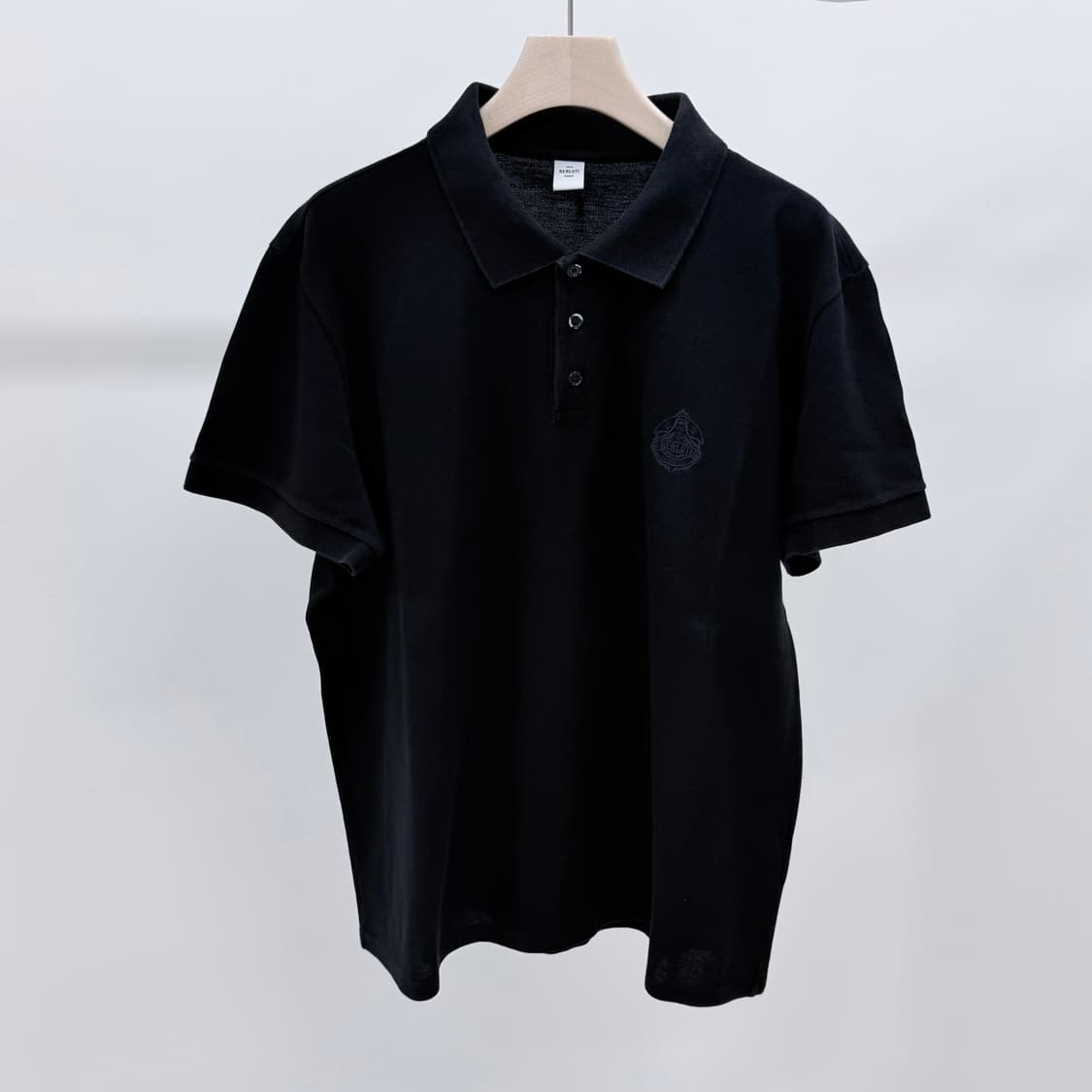 [A+급/3XL] 벨루티 엠브로이더드 반팔 폴로 티셔츠 블랙 상품이미지1