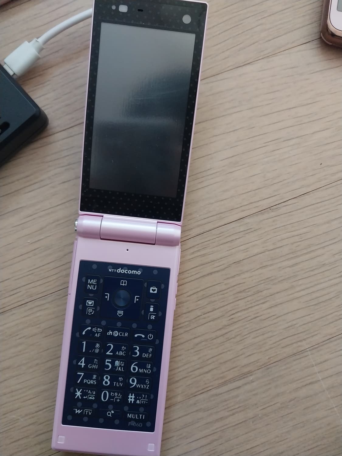 도코모 목업 프리쿠라 폴더폰 상품이미지3