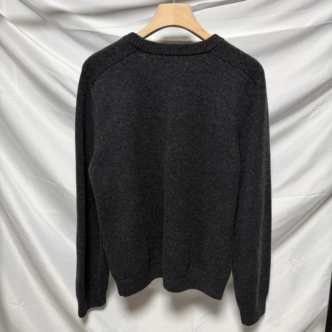 [S+급/L] 셀린느 트리옹프 울 캐시미어 니트 그레이 상품이미지4