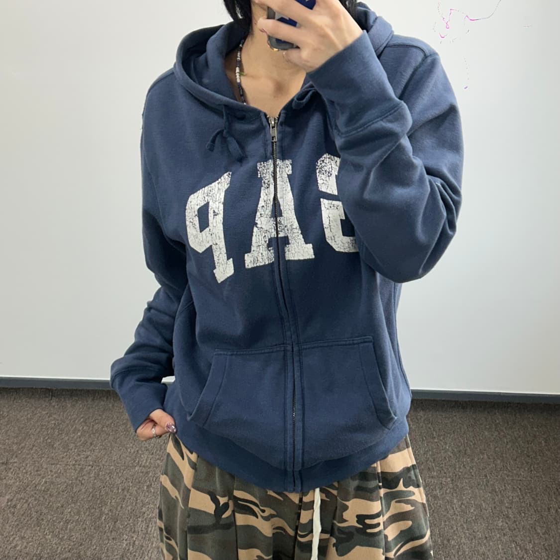 GAP 갭 그런지 화이트 로고 네이비 후드집업 상품이미지2