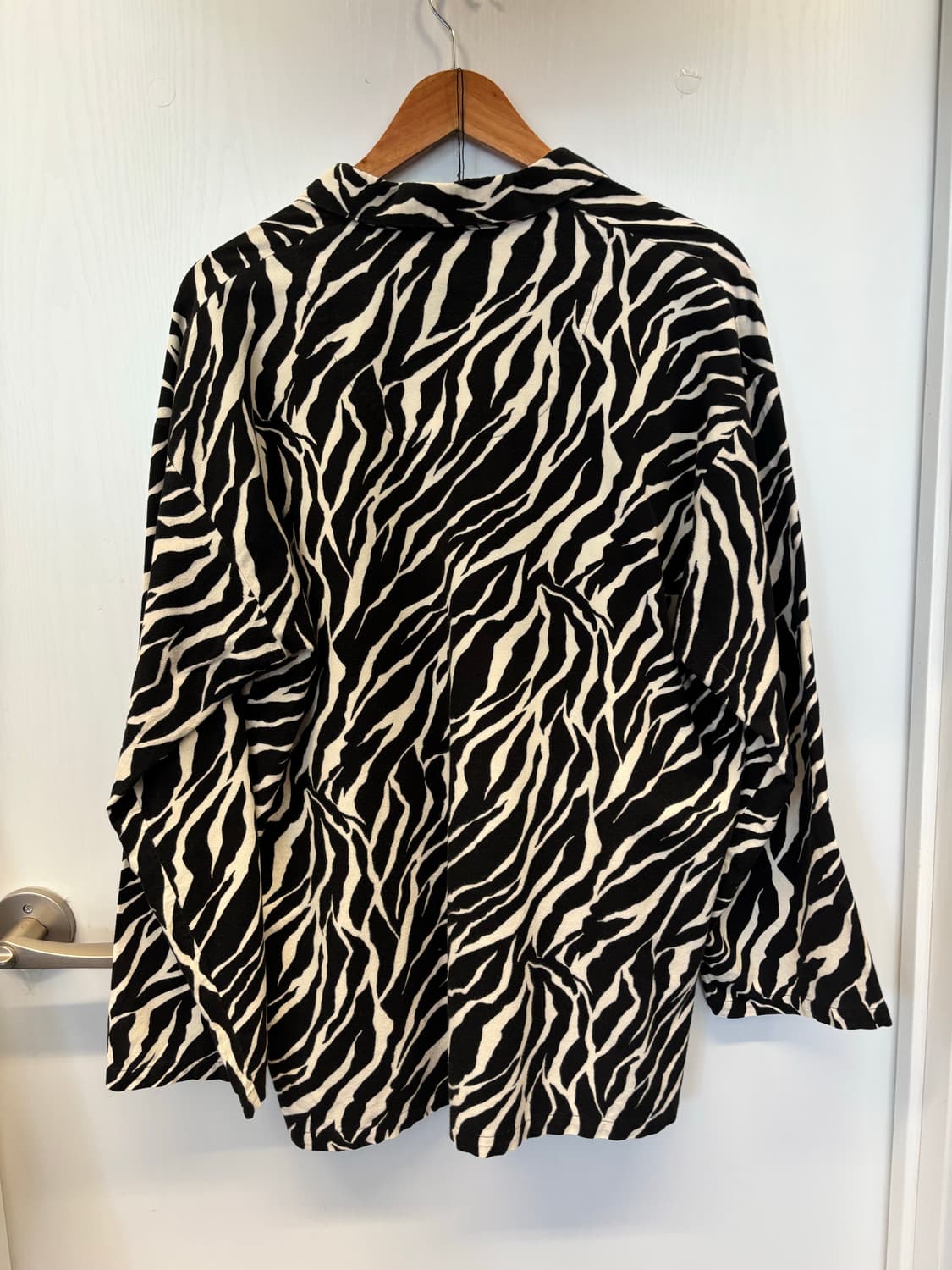 Valentino zeebra shirt 상품이미지4