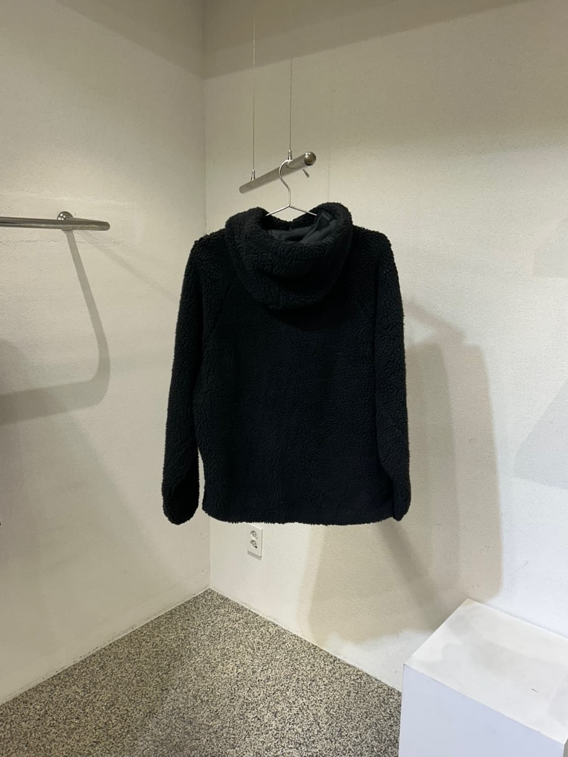 휠라 뽀글이 후리스 후드집업 상품이미지2