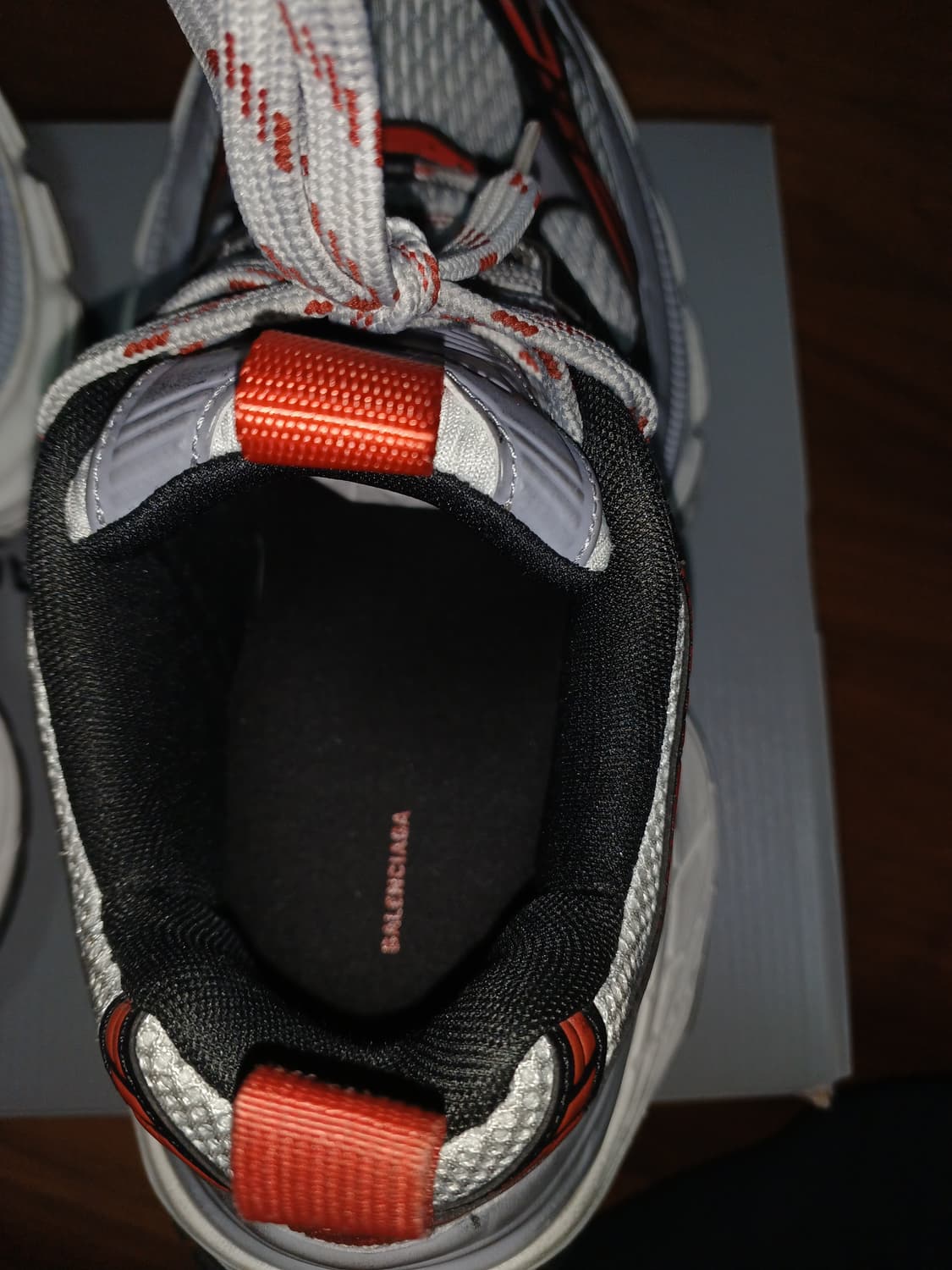 [41] 발렌시아가 10xl 스니커즈 그레이 레드 화이트 상품이미지3