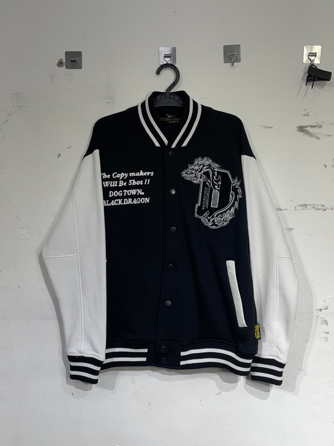 데드스탁 도그타운 블랙드래곤 오리엔탈 자수 바시티 자켓 F 상품이미지5