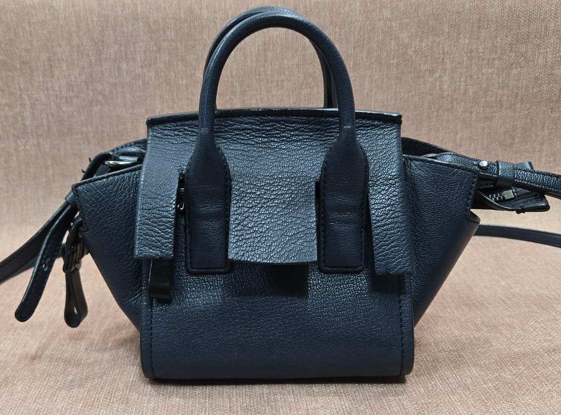 캘빈클라인진 Cara 카라 스몰 토트 사첼백 상품이미지1