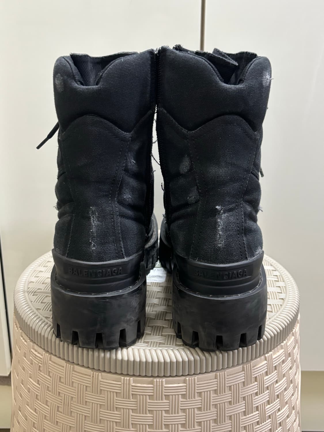 발렌시아가 컴벳 스트라이크 부츠 상품이미지4