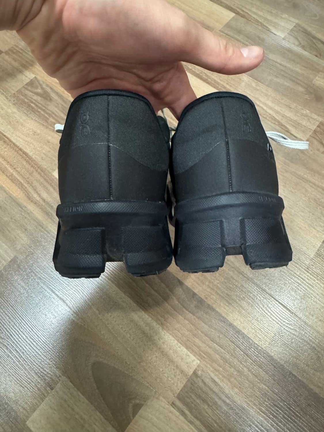 파프 온러닝 클라우드몬스터 하이퍼 블랙 290 상품이미지3