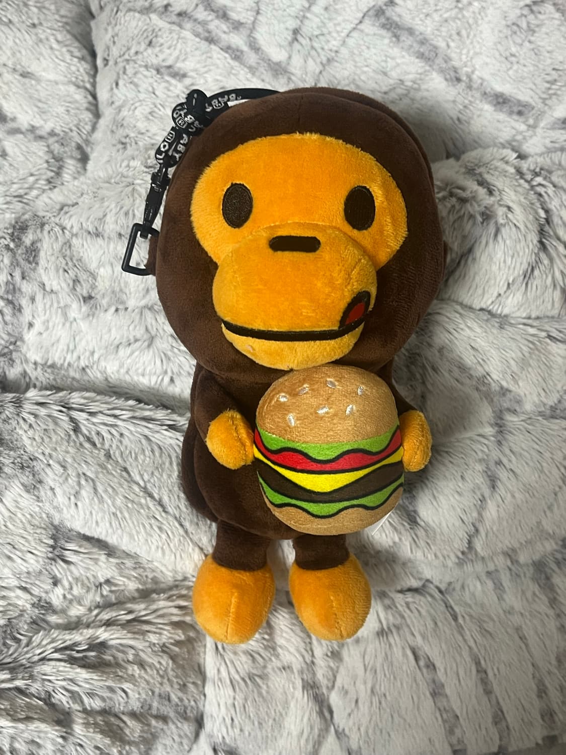 베이프 햄버거 마일로 백 상품이미지1