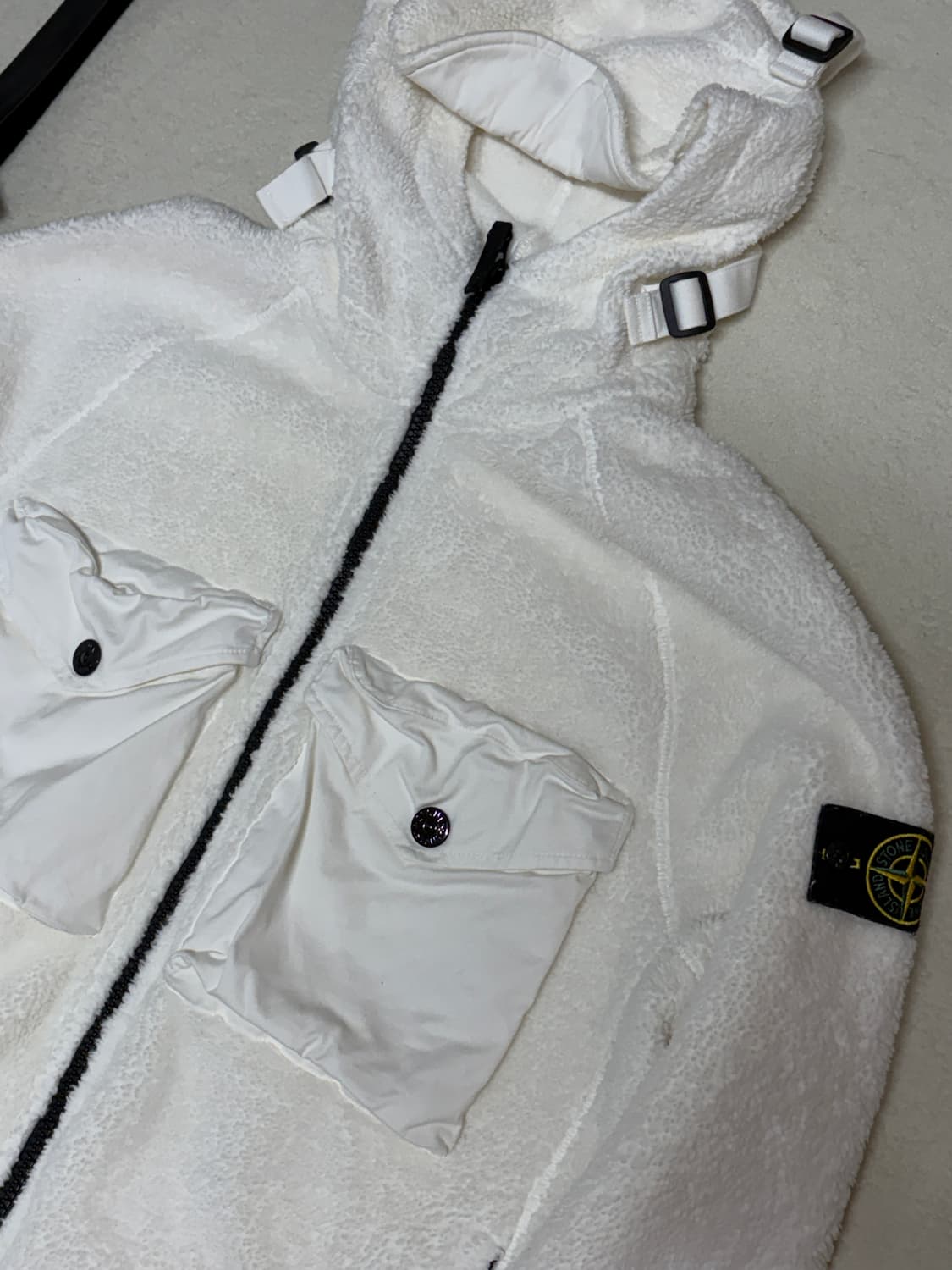 (최상,한정판) 21fw 스톤아일랜드 양털 자켓 L 스톤아일랜드 후리스 상품이미지2