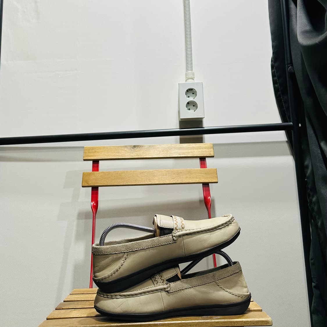 260) UGG 어그 로퍼 남성 남자 구두 Beige Sand 베이지 상품이미지7