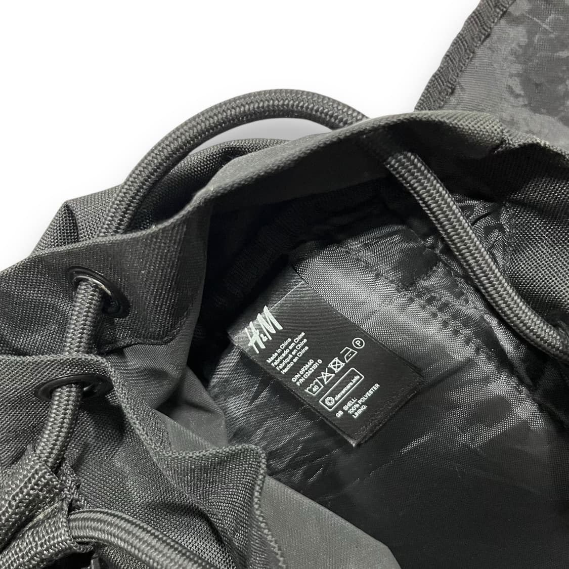 알렉산더 왕 x H&M 더블 스트랩 다크 백팩 상품이미지8