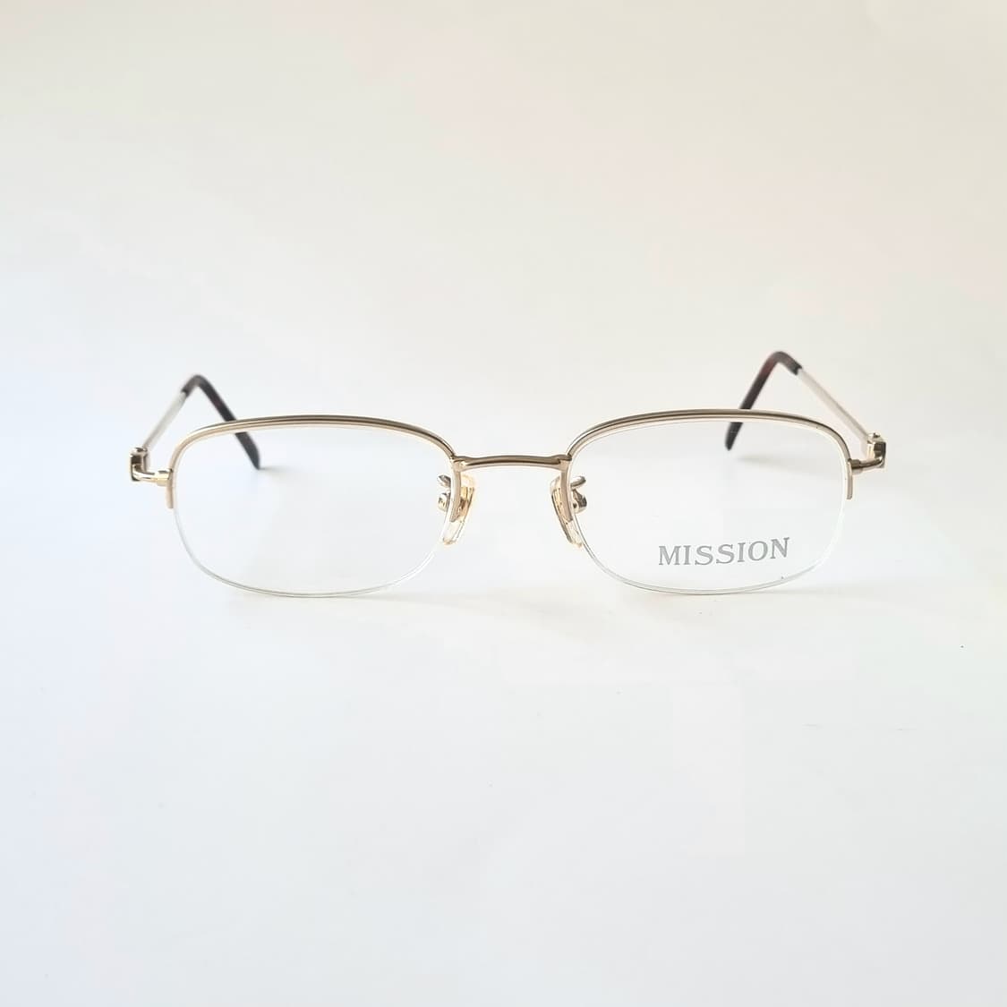 데드스탁 스텐다드 반무테 깔끔한 안경테576 상품이미지2