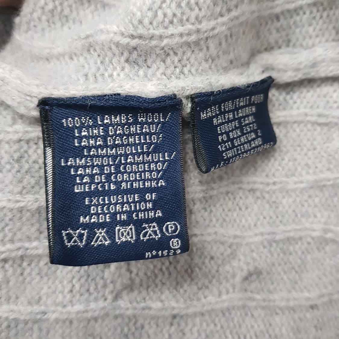 랄프로렌 브이넥 꽈배기 니트 M사이즈  상품이미지4