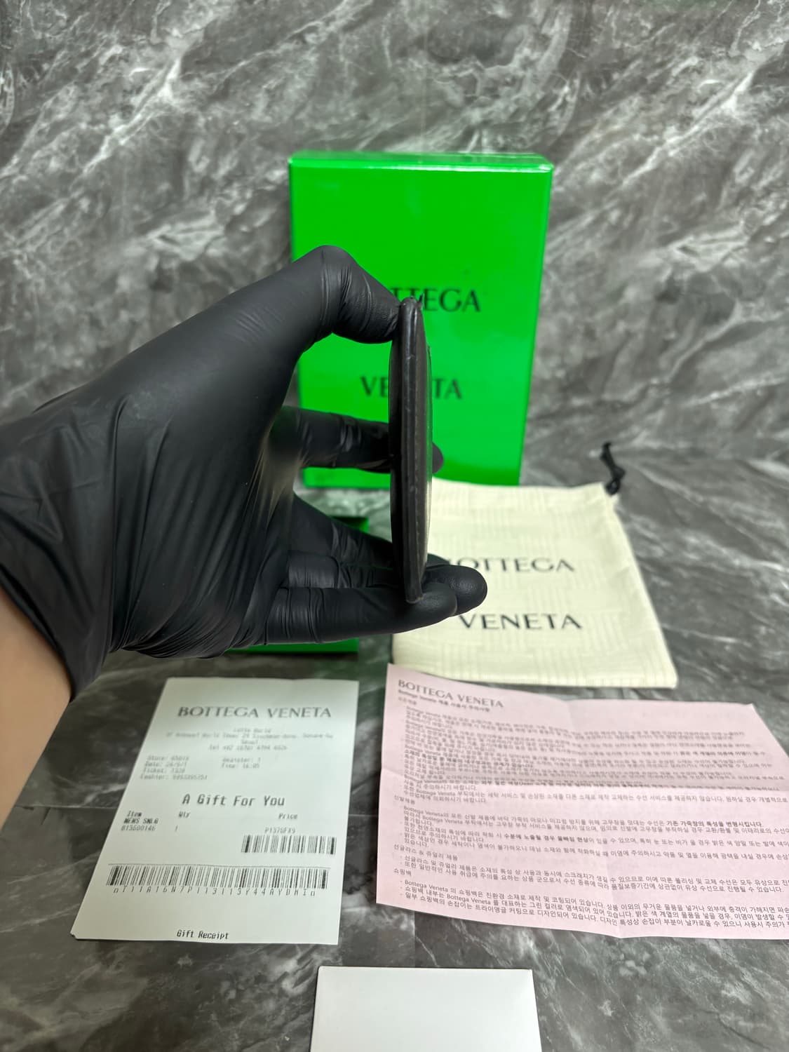 보테가베네타 카세트 투톤 카드지갑 상품이미지5